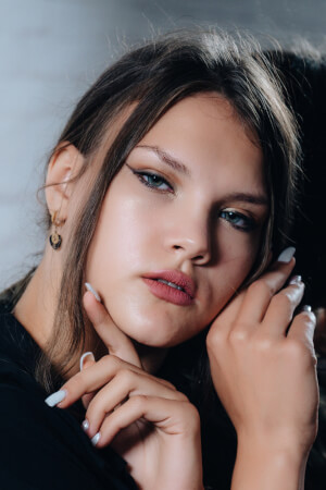 Photo HD Adrianna Babin - 5