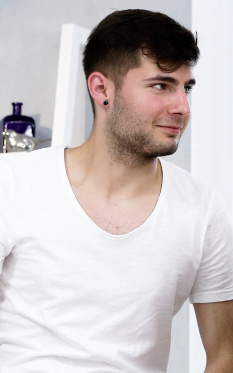 Photo HD Ezra Gibson - 3