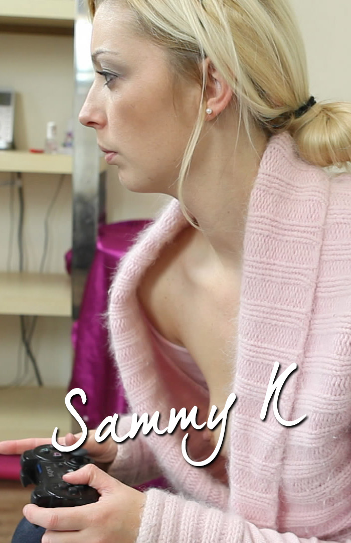 Sammy K Downblouse Jerk