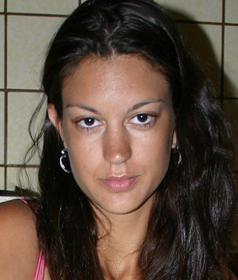 Photo HD Essy Moore - 4