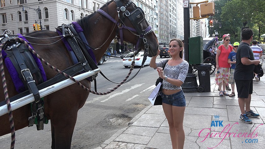 A Romantic Horse and Buggy Ride with Ashlynn Taylor New York