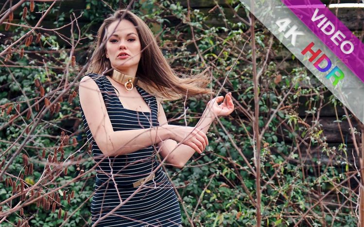 #405 Fashion life on tiptoes