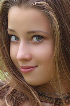 Photo HD Taissia Shanti - 7