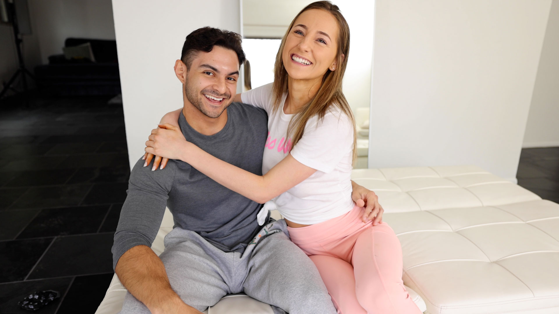 New Muscle STUD Gianni Coval Gets Ready To FUCK Madison Peach