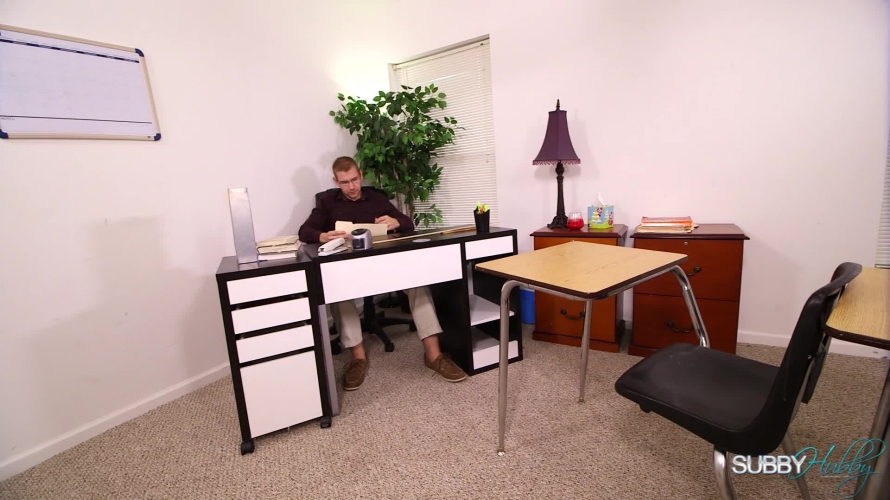 Bratty Dom Amara Romani Gets Her Way