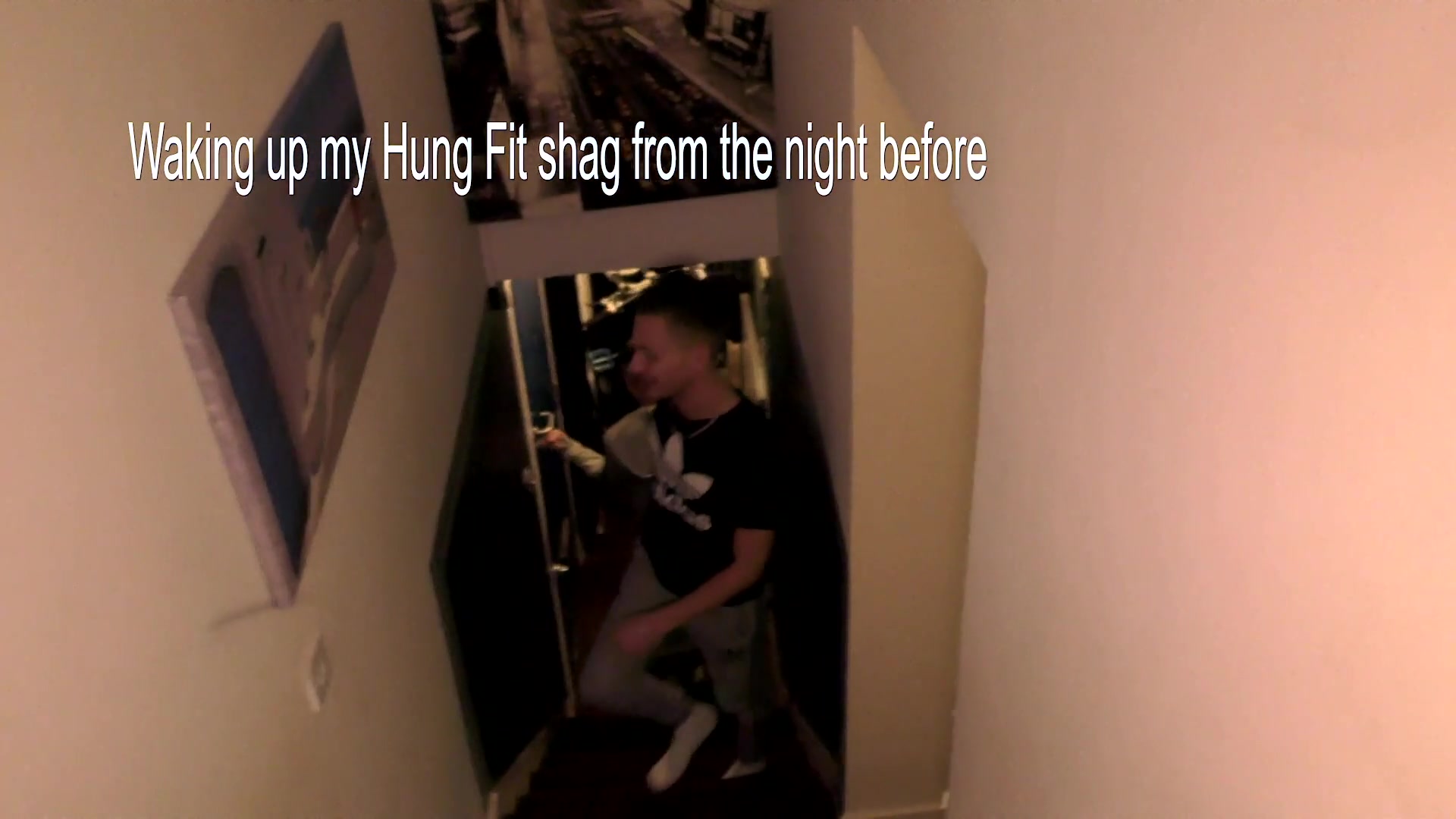 Waking up my Hung 🍆 Fit shag from nite before so he can Bare fuck a Chav with my cum 🎥