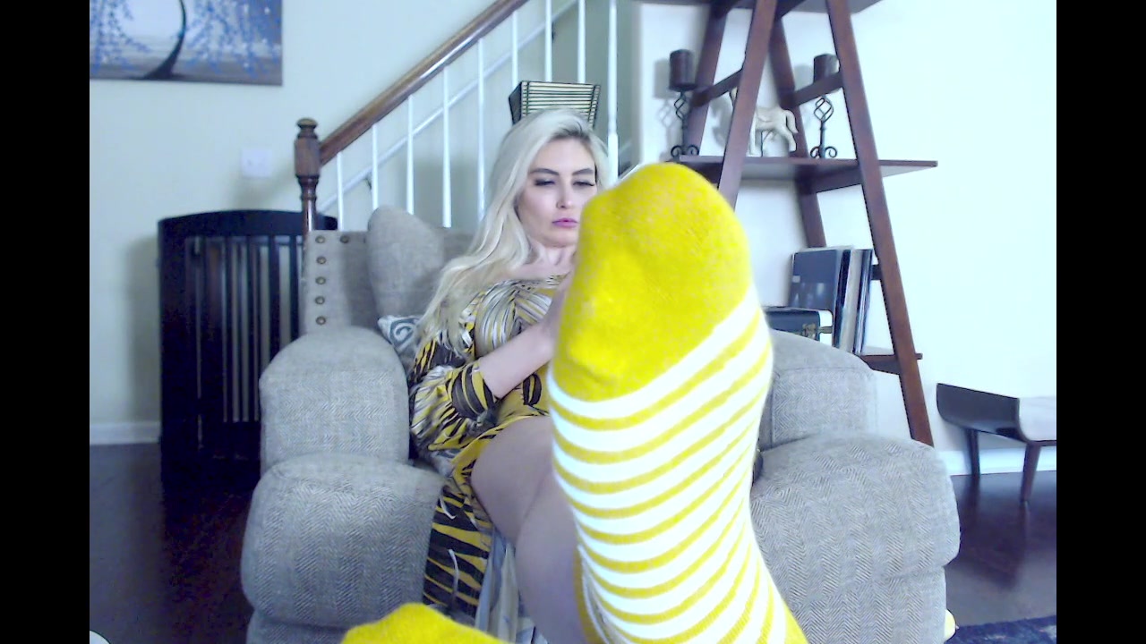 Sock Sucker Gets Ignored