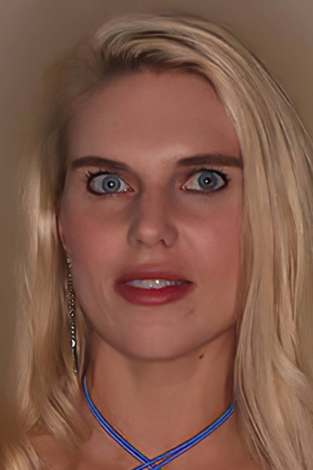 Sydney Davis Fessée