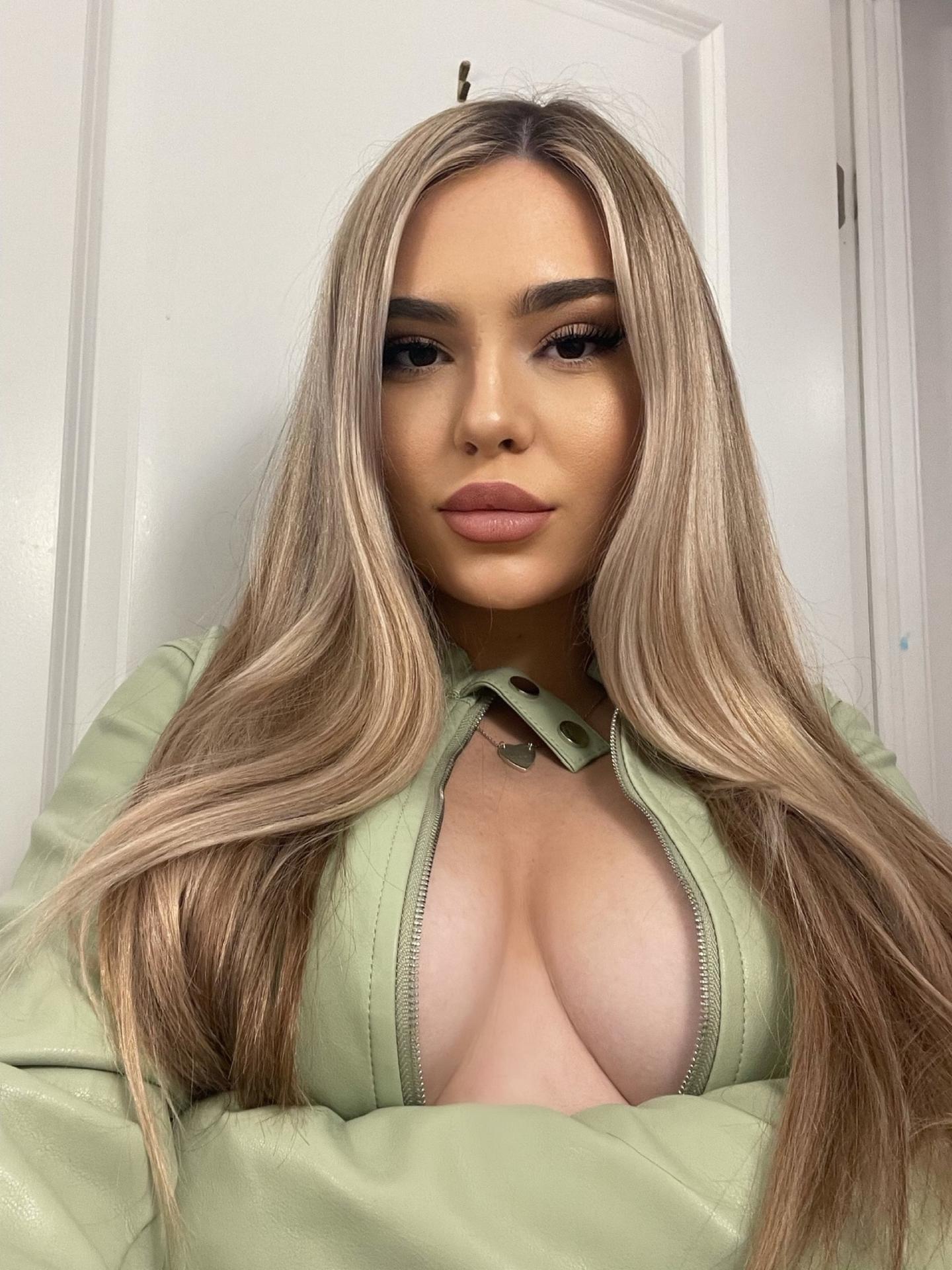 Photo HD Scarlet Rhoads - 5