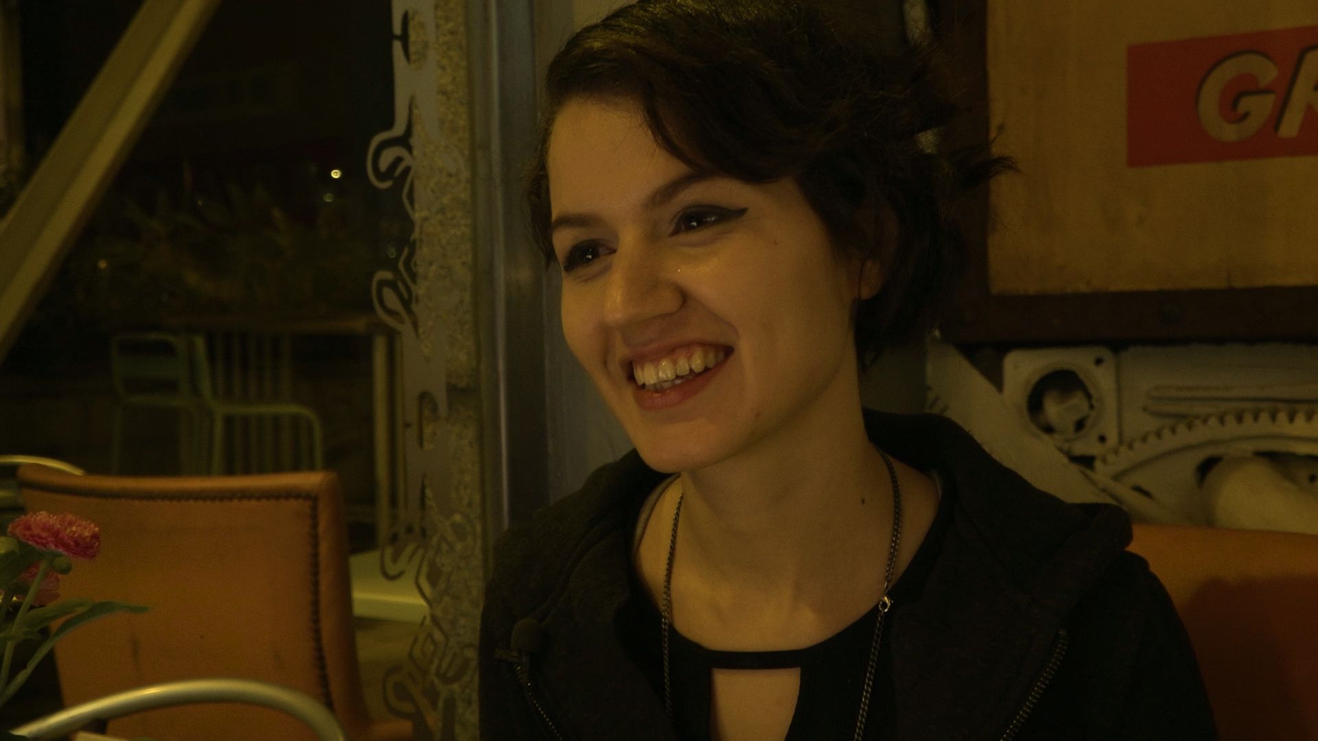 Vicky van Tease: Interview with Vicky