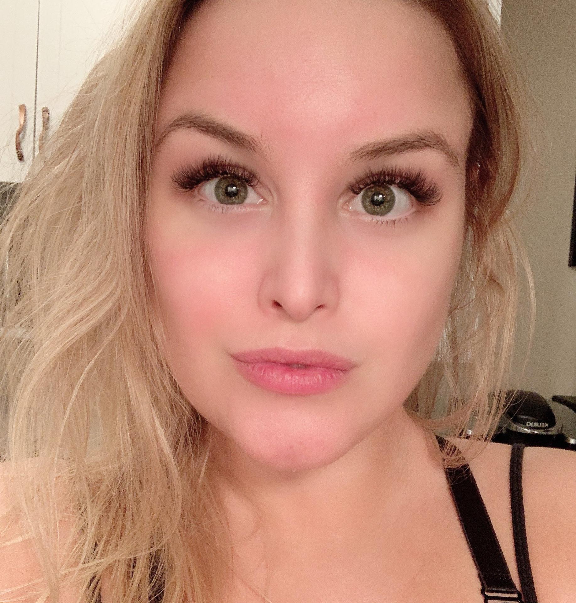 Photo HD Nicole Riley - 1