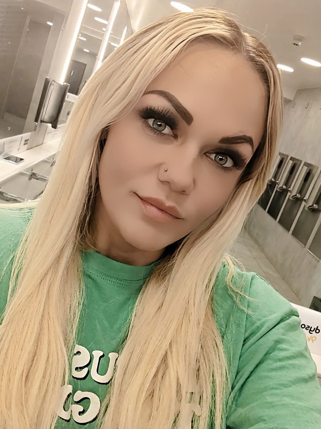 Photo HD April Velvet - 9