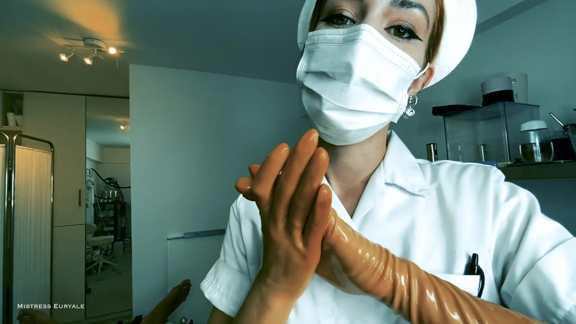 Glove Ecstasy MindFuck