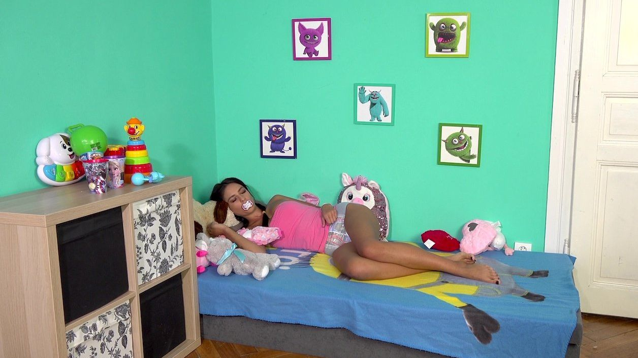 He Fed Her a Lot of Cum