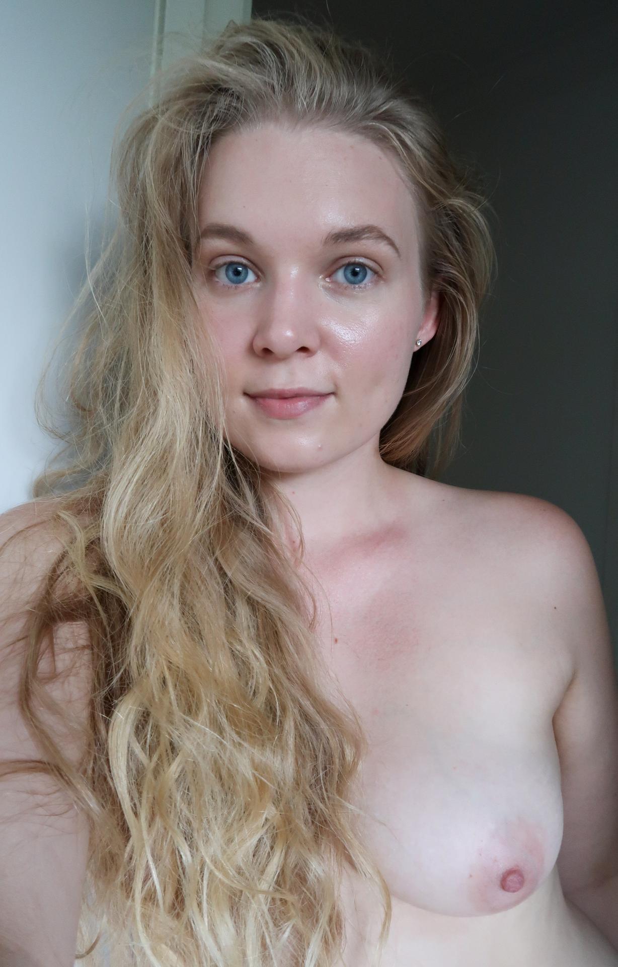 Skyler R Masturbation