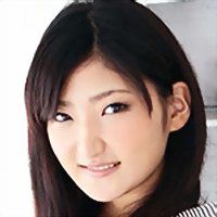 Sae Fujiwara Fessée