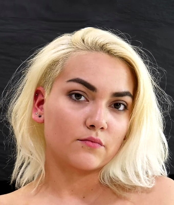 Emery Moon Masturbation