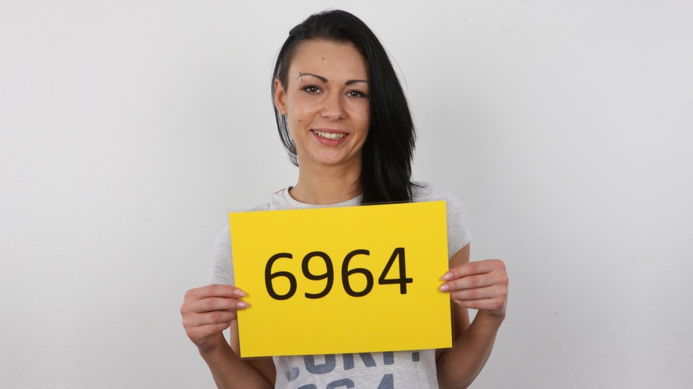 Karolina (6964)