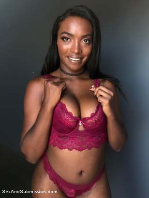 Photo HD Daya Knight - 5