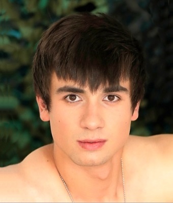 Sivan Ozzi Anulingus