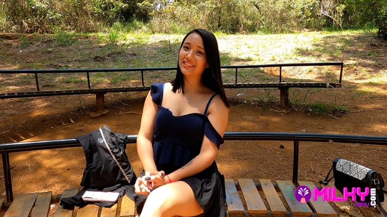 Lia Ponce Just Broke up with Her Lover and Doesn't Miss the Time to Earn Cash and Suck Cock