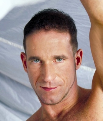 Bruce Jennings Fisting