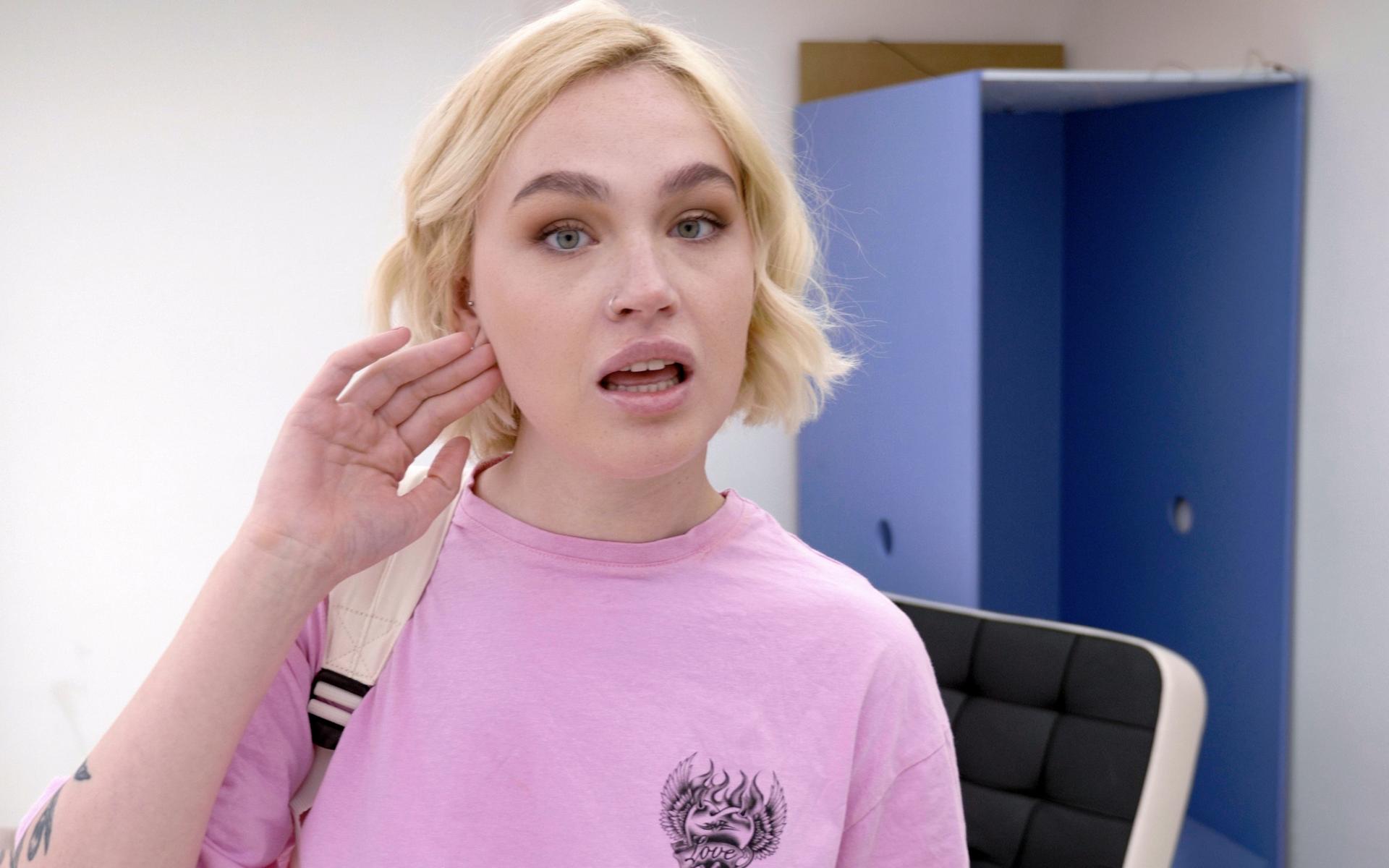 Greta Foss #2 - Bukkake - Behind The Scenes - Goodbye Cumshot