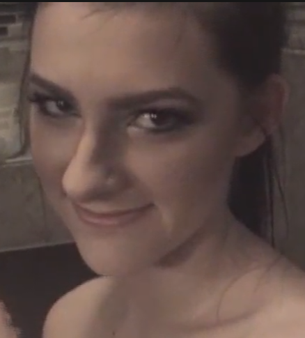 Peachy Pussy Plan à trois