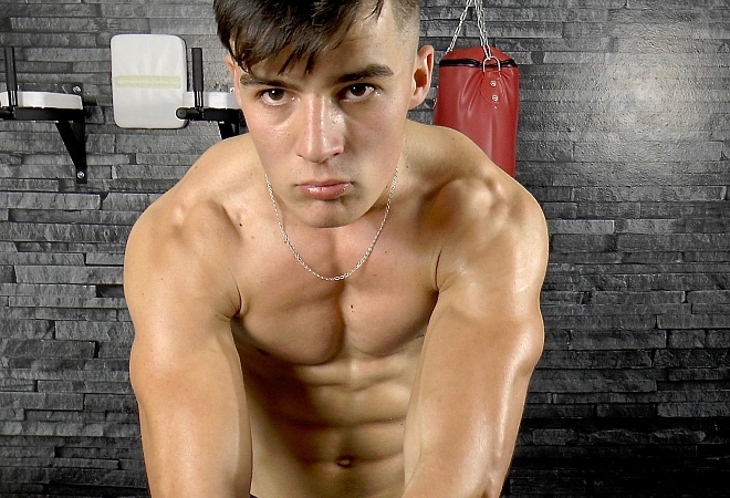 Muscle Flex - Casting 16