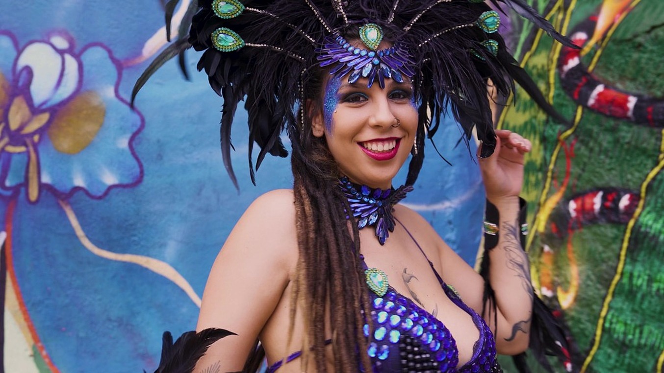 Chubby samba dancer Pucca Devil deep ass fucked