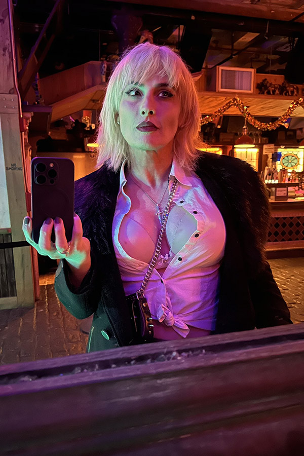 Photo HD Lucy Hart - 4