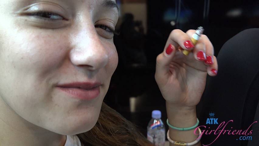 As Soon As You Arrive in Singapore, You Get Stinky Finger.