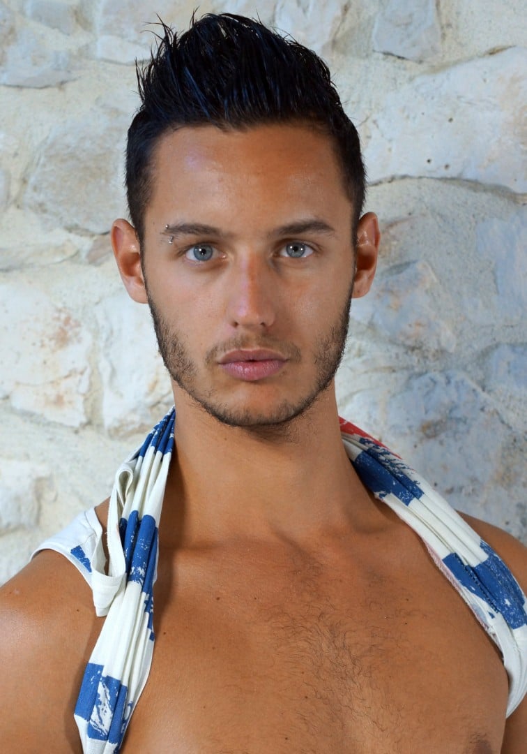 Kenzo Aréa
