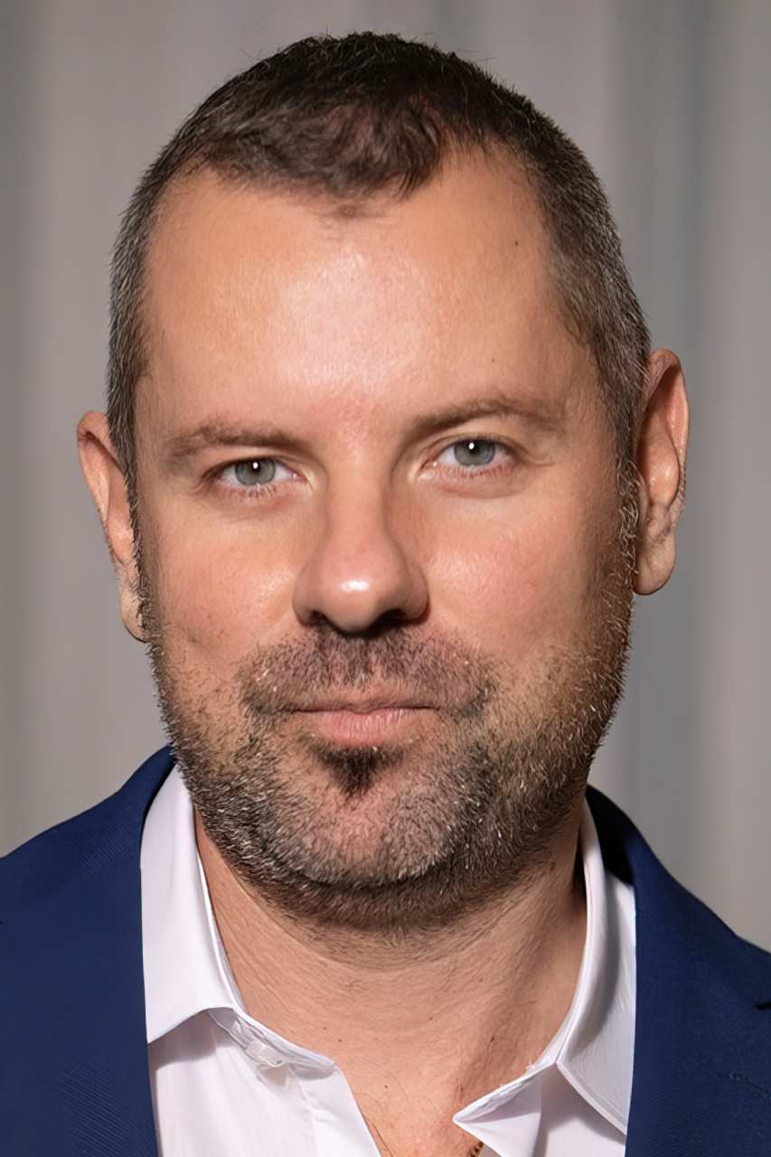 Leo Casanova Fessée