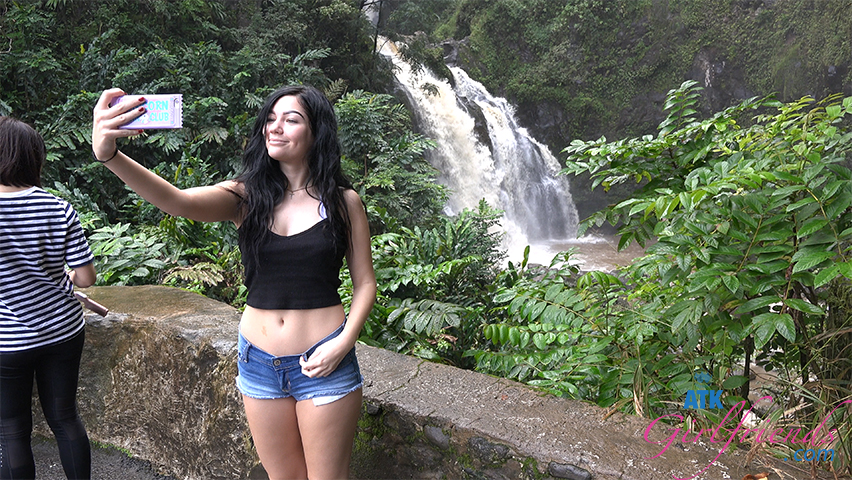 You Got to Play with Karly's Puffies on the Road to Hana