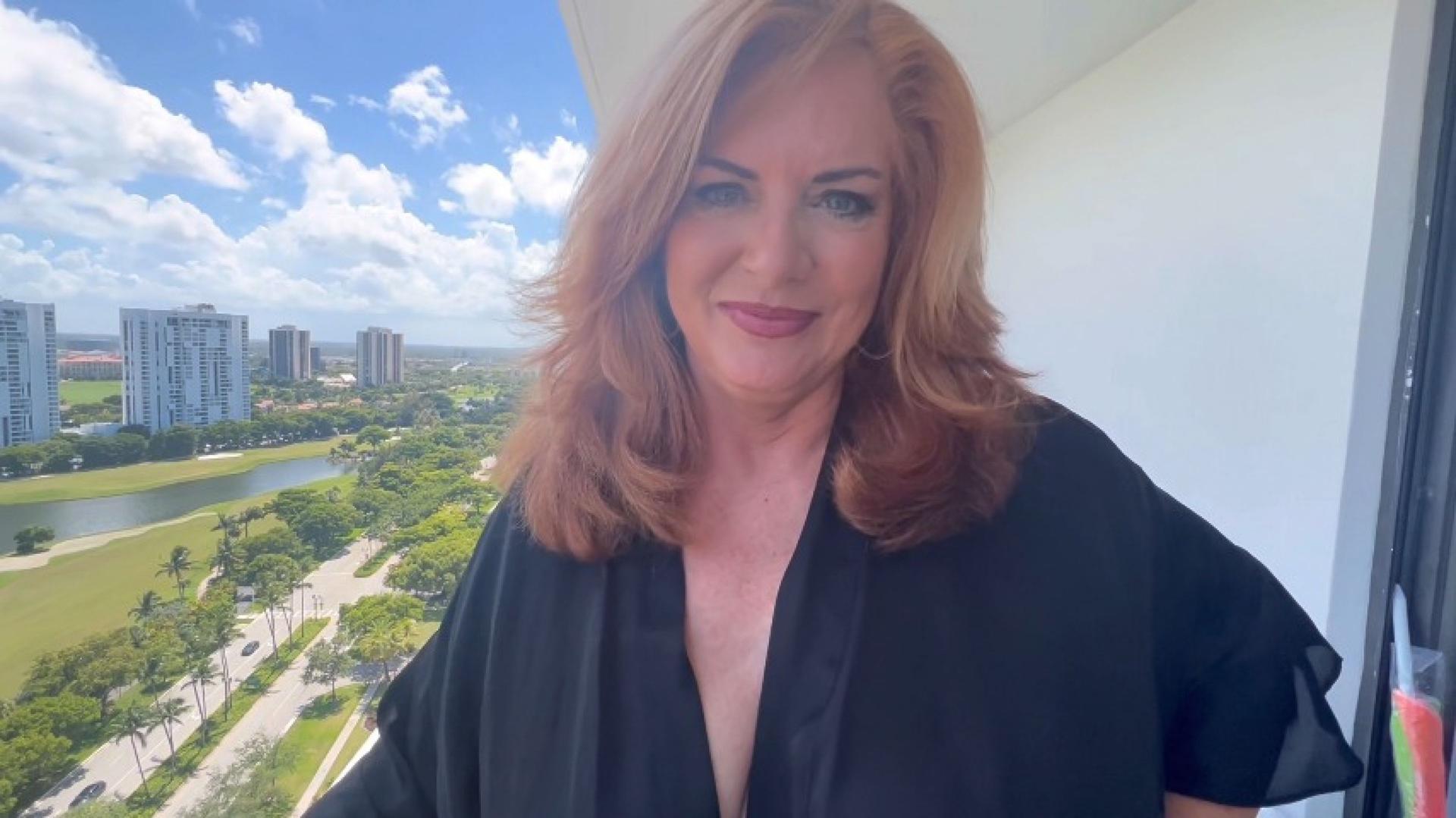 Pornstar MILF Andi James Gets Creampied