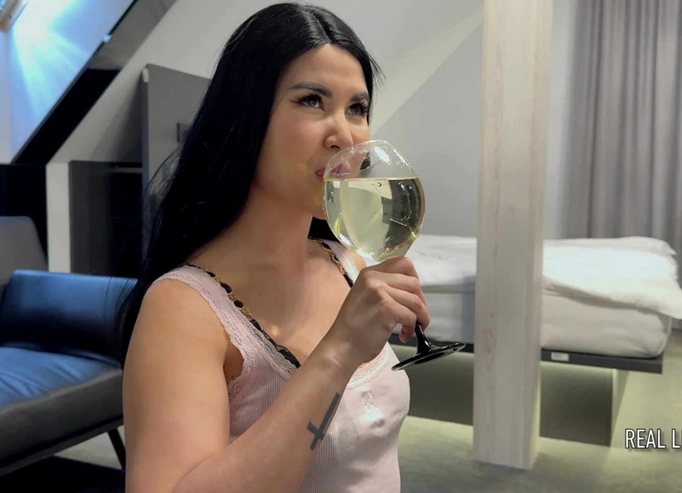 Real Life Porno 71: PUK3 Love Lady Dee - Rimming, Piss Drinking and Hard Sex.