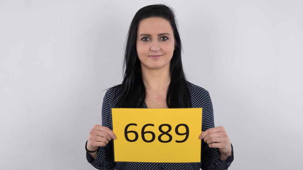Veronika (6689)