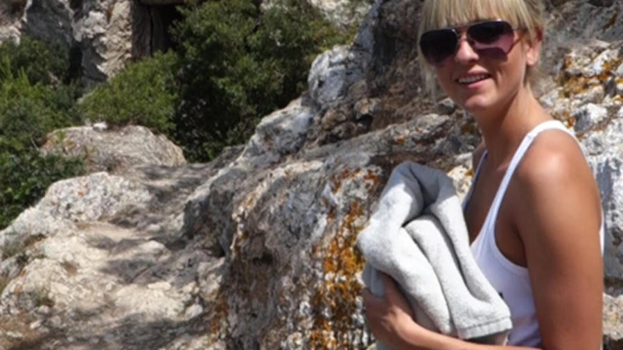 Blatant! Assfuck in a known porn cave!