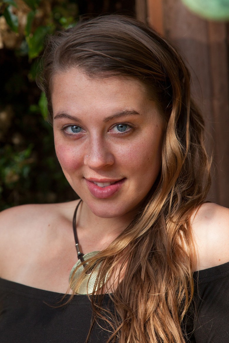 Photo HD Dharma Webb - 2