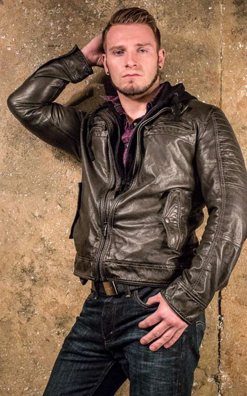 Jake Karhoff Anulingus