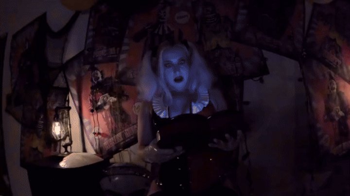 Harley Quinn Vs Dr Mesmer: Harley Mesmerized to Suck Cock