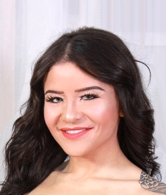 Photo HD Reina Ryder - 1