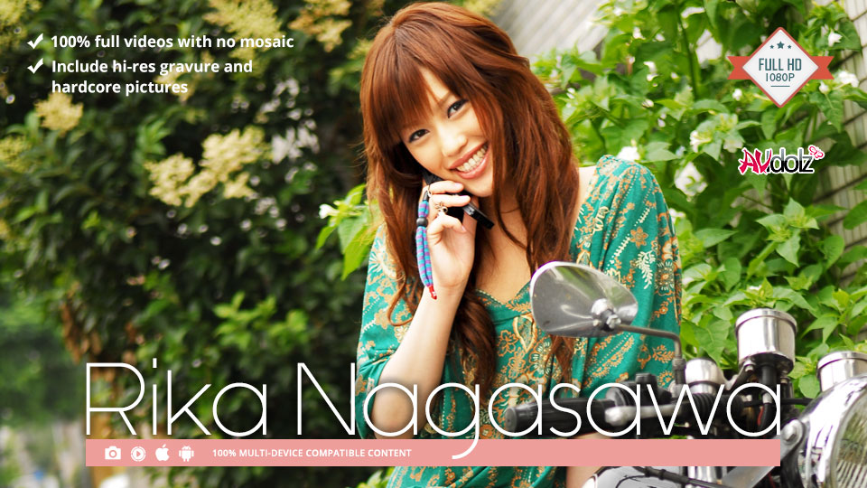 Rika Nagasawa gets tools and vibrators before squirting