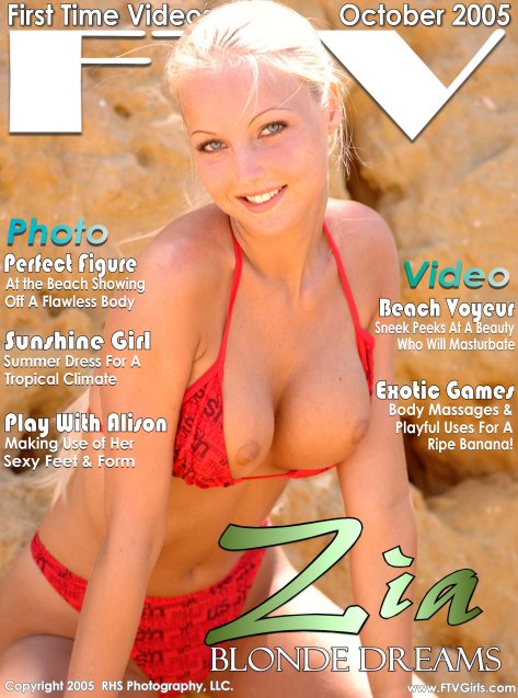 Blonde Dreams - Beach Voyeur