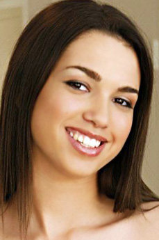 Photo HD Courtney James - 5