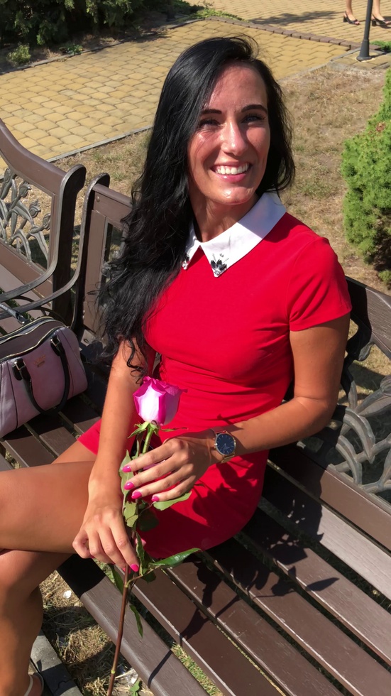 Life Porn Stories 13 - PART 1: Blowjob for a rose