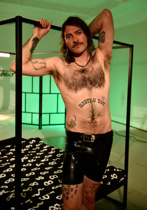 Bobby Merlot Fessée