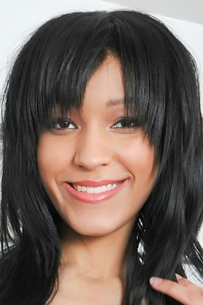 Photo HD Tess Morgan - 2