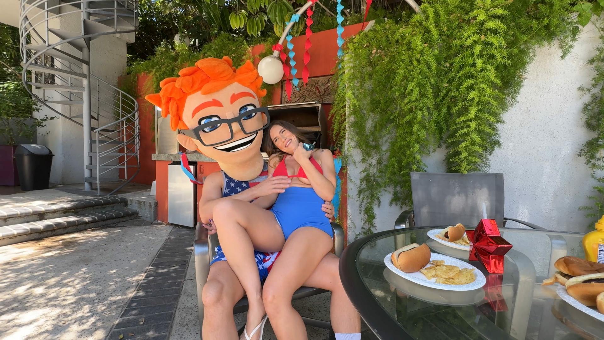 Aderes Quin Blows Porn Dude’s Fireworks